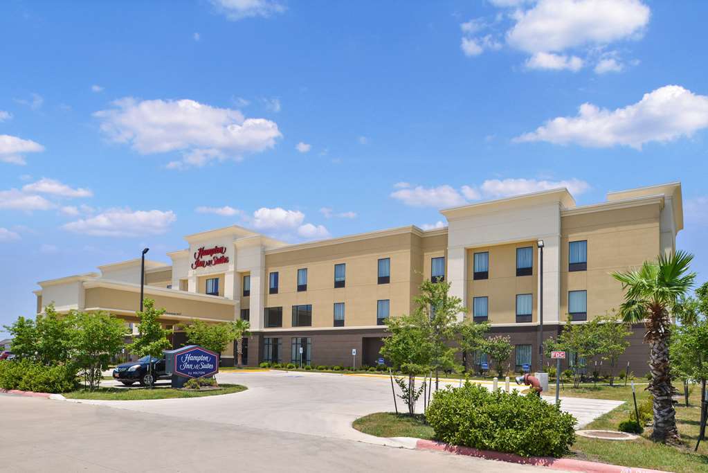 Hampton Inn And Suites Hutto Exterior foto